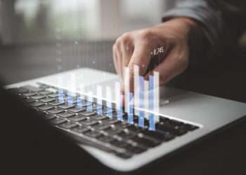 Mercado reduz projeção de alta do IPCA de 2025 de 5,44% para 5,25%, aponta Focus