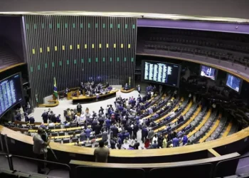 Veto ao aumento do IOF: veja como votou cada deputado