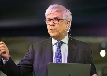 IA e Economia: O Impacto da Inteligência Artificial Segundo Paul Romer