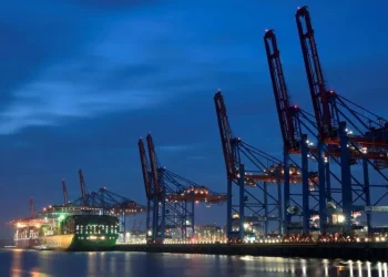 Desempenho da Indústria e Comércio na Zona Euro Decepciona em Abril