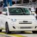 Se não dá para vender carros elétricos pelo preço da BYD, só resta voltar para a gasolina: o fracasso da Stellantis com o Fiat 500e