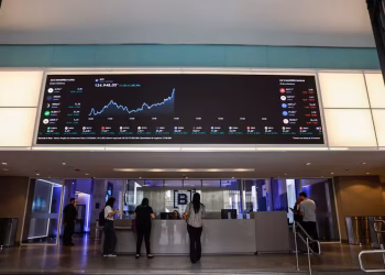 Manhã nos mercados: Dados dos EUA devem guiar ativos em meio a incertezas tarifárias