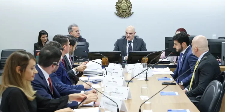 Audiência no STF termina sem acordo sobre IOF