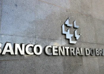 Mercado financeiro reduz projeção de inflação para 5,17% em 2025