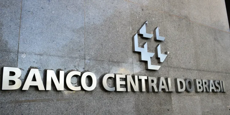 Mercado financeiro reduz projeção de inflação para 5,17% em 2025