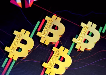 Bitcoin sobe e tenta recuperação após cair com Fomc e relatório da Casa Branca