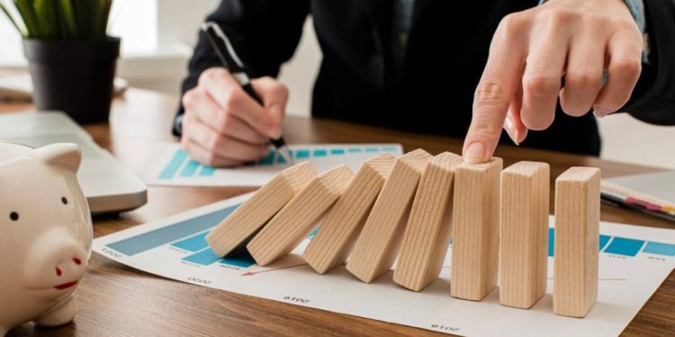 O que são COEs, opções de investimento que causaram prejuízos a clientes de XP e BTG