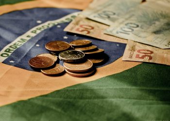 País crescerá 2,4% em 2025, acima da América Latina, diz Banco Mundial