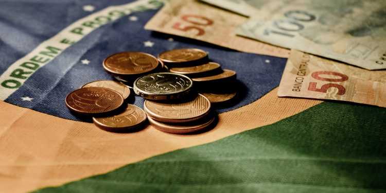 País crescerá 2,4% em 2025, acima da América Latina, diz Banco Mundial